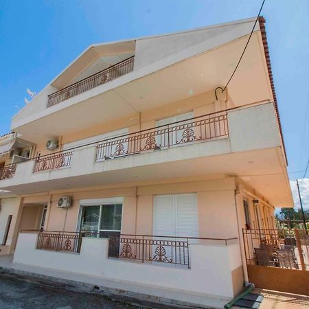 Camares Home Sparta Exterior photo
